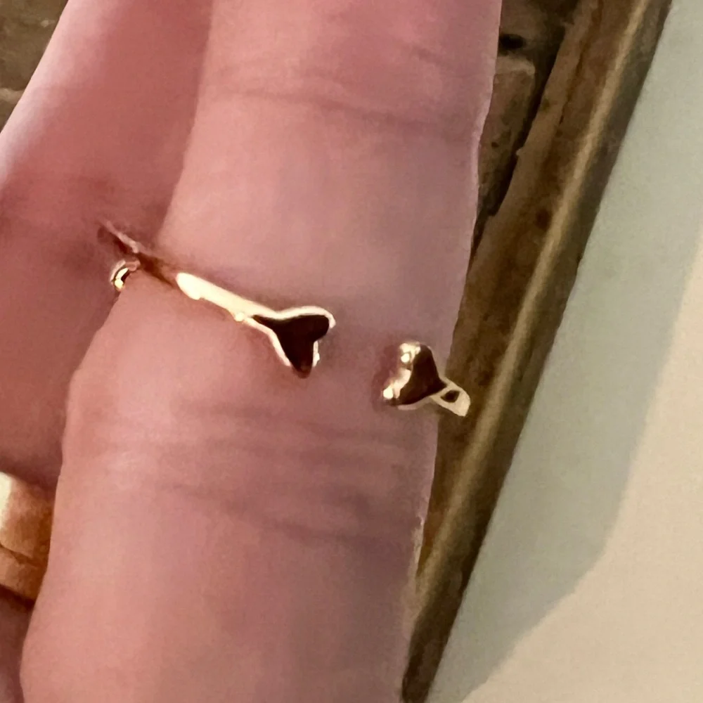 🟠NWT PRETTY BIRD Tarnish Proof Rose Gold/Rhinestone/Pearl Adjustable Ring